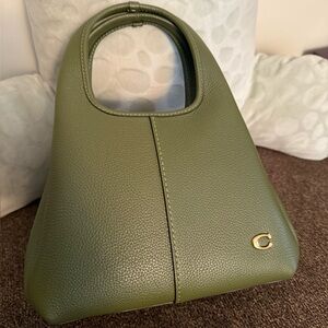 Coach Lana Bag 23 Olive Green, only used once!